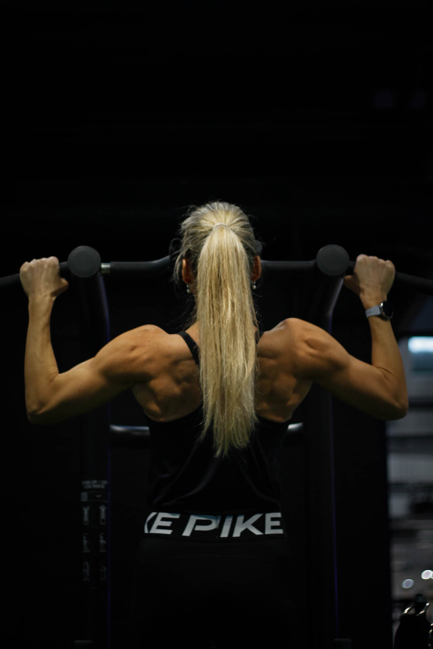 Maiken training in the gym
